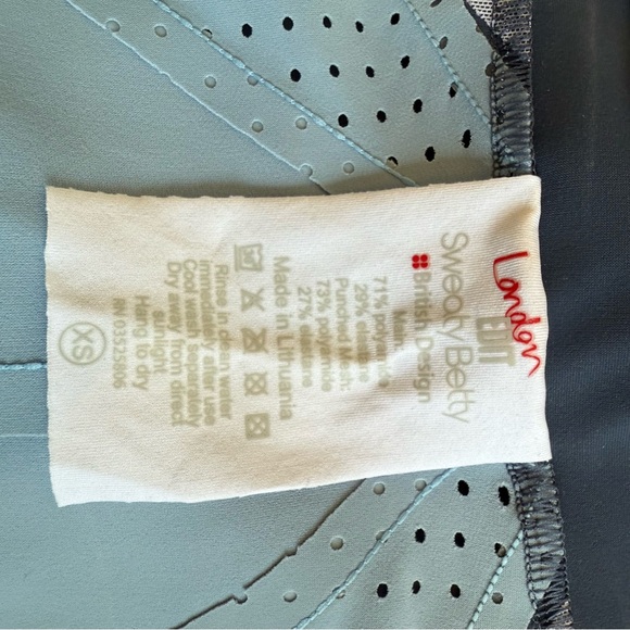 NWOT Sweaty Betty Zip-Up One-Piece Swimsuit XS - Picture 6 of 7